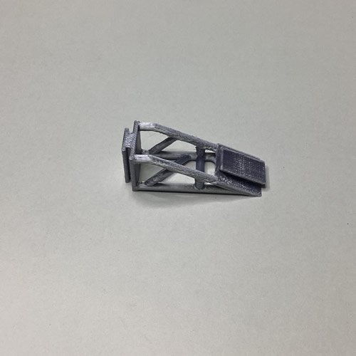 Esquina Oblícua Truss Macho a Macho